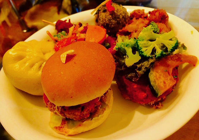 (Photo by meatfreemondayjapan)