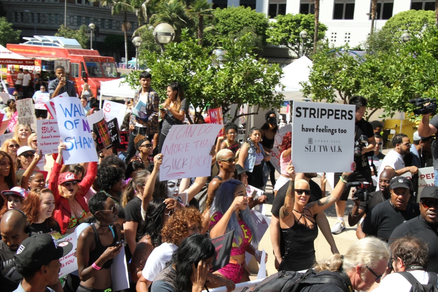 (Photo by amberroseslutwalk)